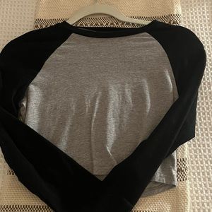 long sleeve crop top